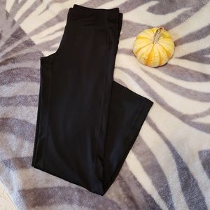 🧚‍3/$35)Champion black Sweat resistant yoga pants